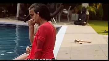 Jouer Peau de canela hispanique sexy baise dans la piscine