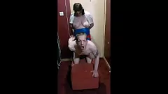 play صديقة داعمة تحصل على شقي في الجزء 1: عمل غرفة نوم للهواة