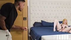 Reproducir Hardcore Roommate Capar: Petite Milf Lauren Phillips es atrapado Air Thugger