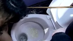 Reproducir Experimenta la máxima sumisión con Melanie Memphis en esta intensa sesión de BDSM que incluye garganta profunda, humillación y disciplina estricta.