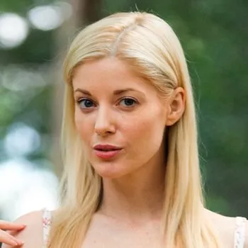 قناة Charlotte Stokely