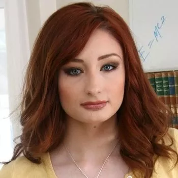 قناة Violet Monroe